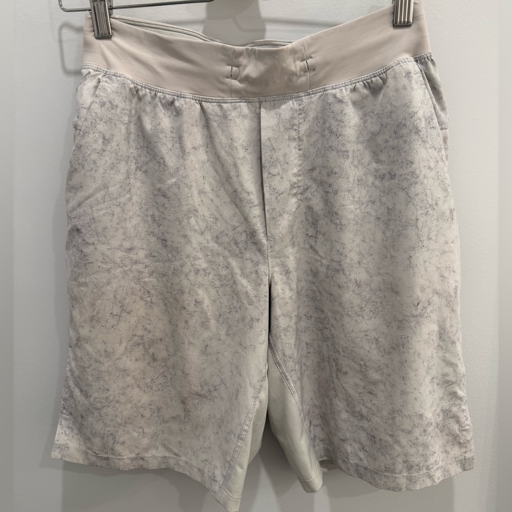 Lululemon zeroed in linerless short 7”